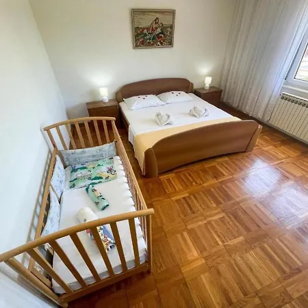 Case de vacanță In Croatia Near Adriatic Coast *