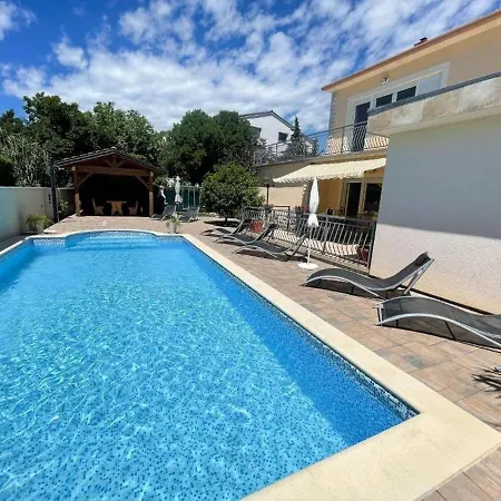 Holiday home Comfortable With Private Pool Jadranovo
